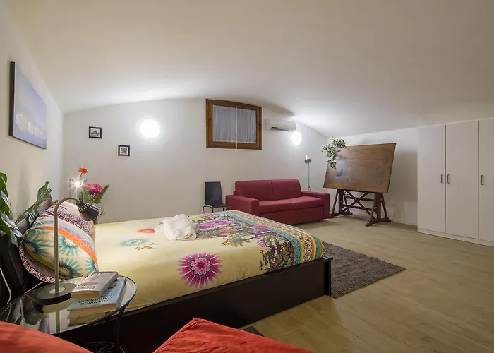 Capponi Apartment *